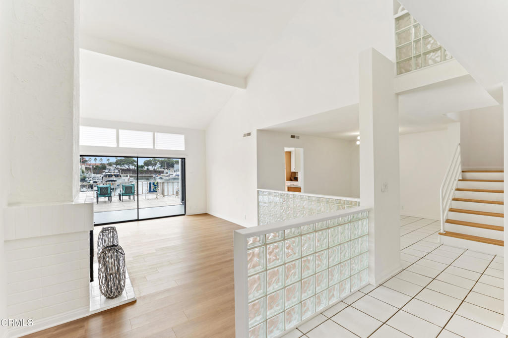 4320 Meridian Avenue Oxnard, CA 93035 - Photo 3 of 31 a view of a interior of the house