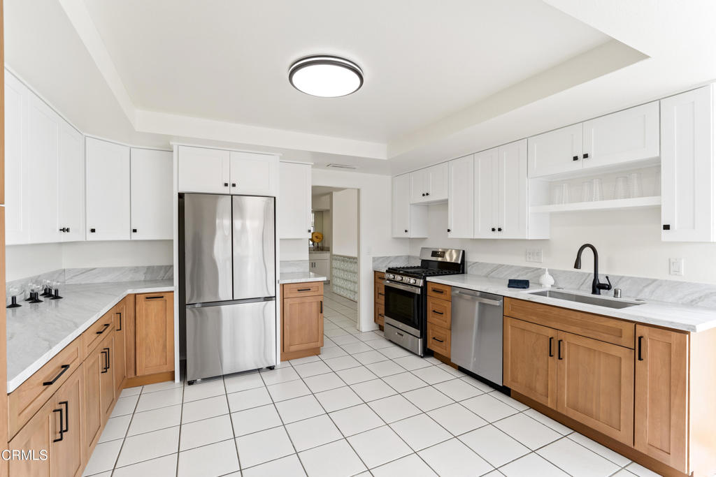 4320 Meridian Avenue Oxnard, CA 93035 - Photo 4 of 32 4320 Meridian Ave 2 MLS -2