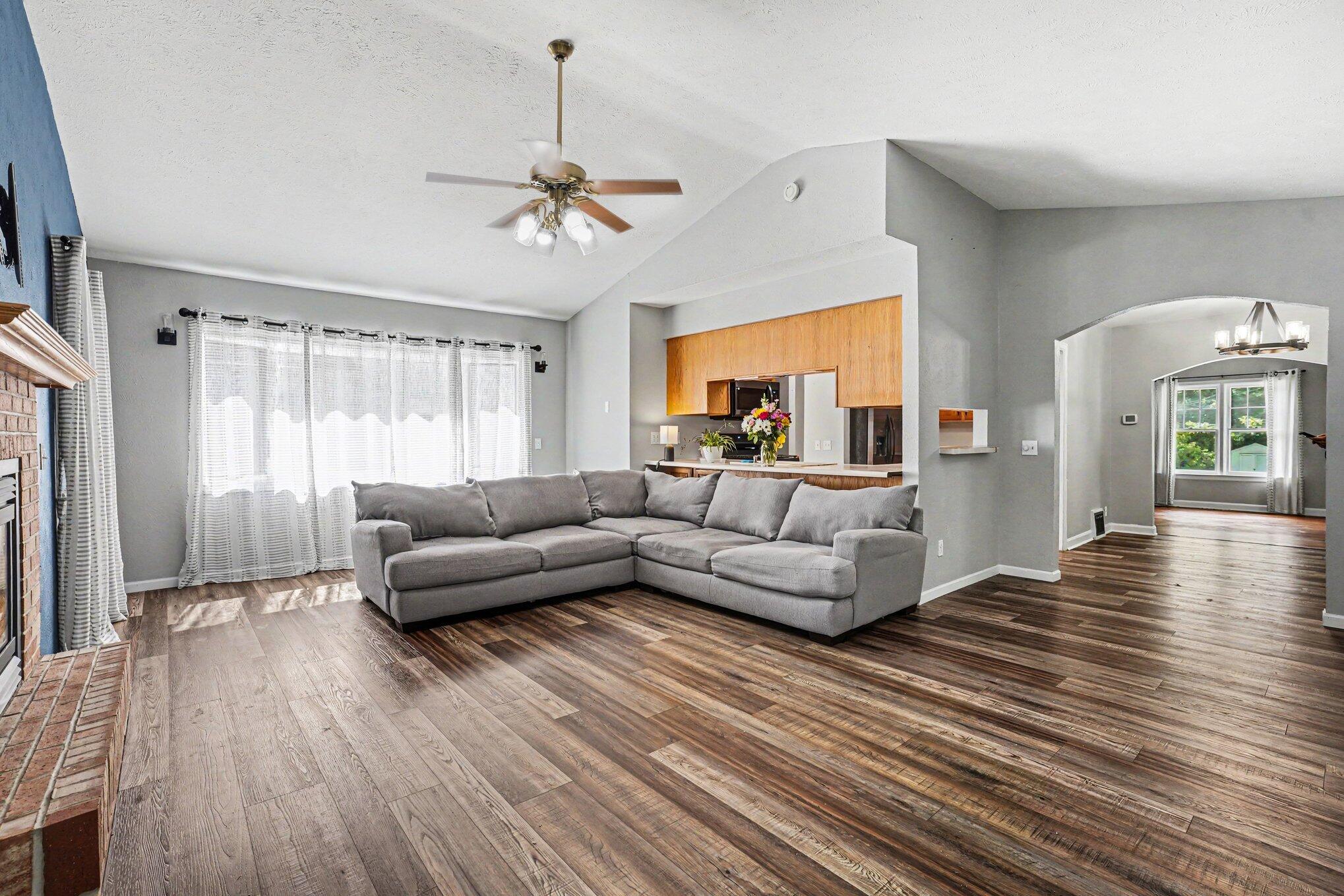 166 Ridgewood Street Kalamazoo, MI 49001 - Photo 12 of 30 012_file_5992