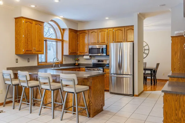 $489,000 | 510 Liberty Lane, New Prague, MN 56071