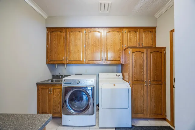 $489,000 | 510 Liberty Lane, New Prague, MN 56071