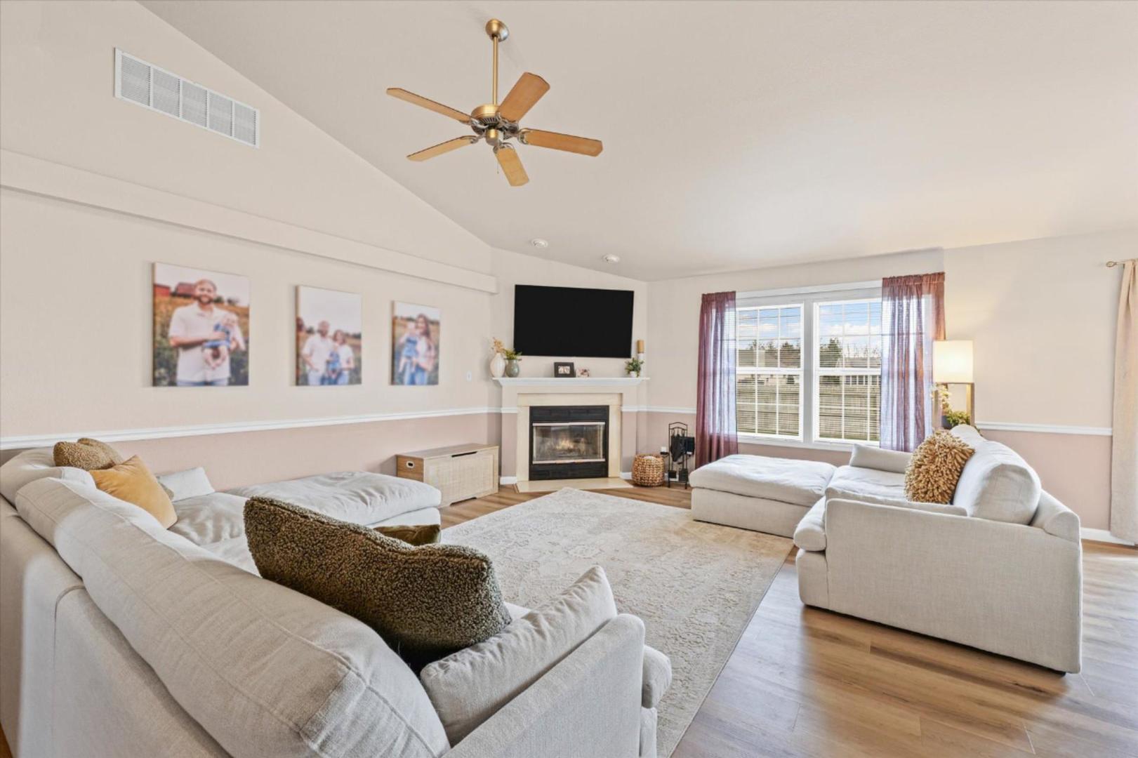 2003 MacIntosh Lane Monticello, IL 61856 - Photo 5 of 31