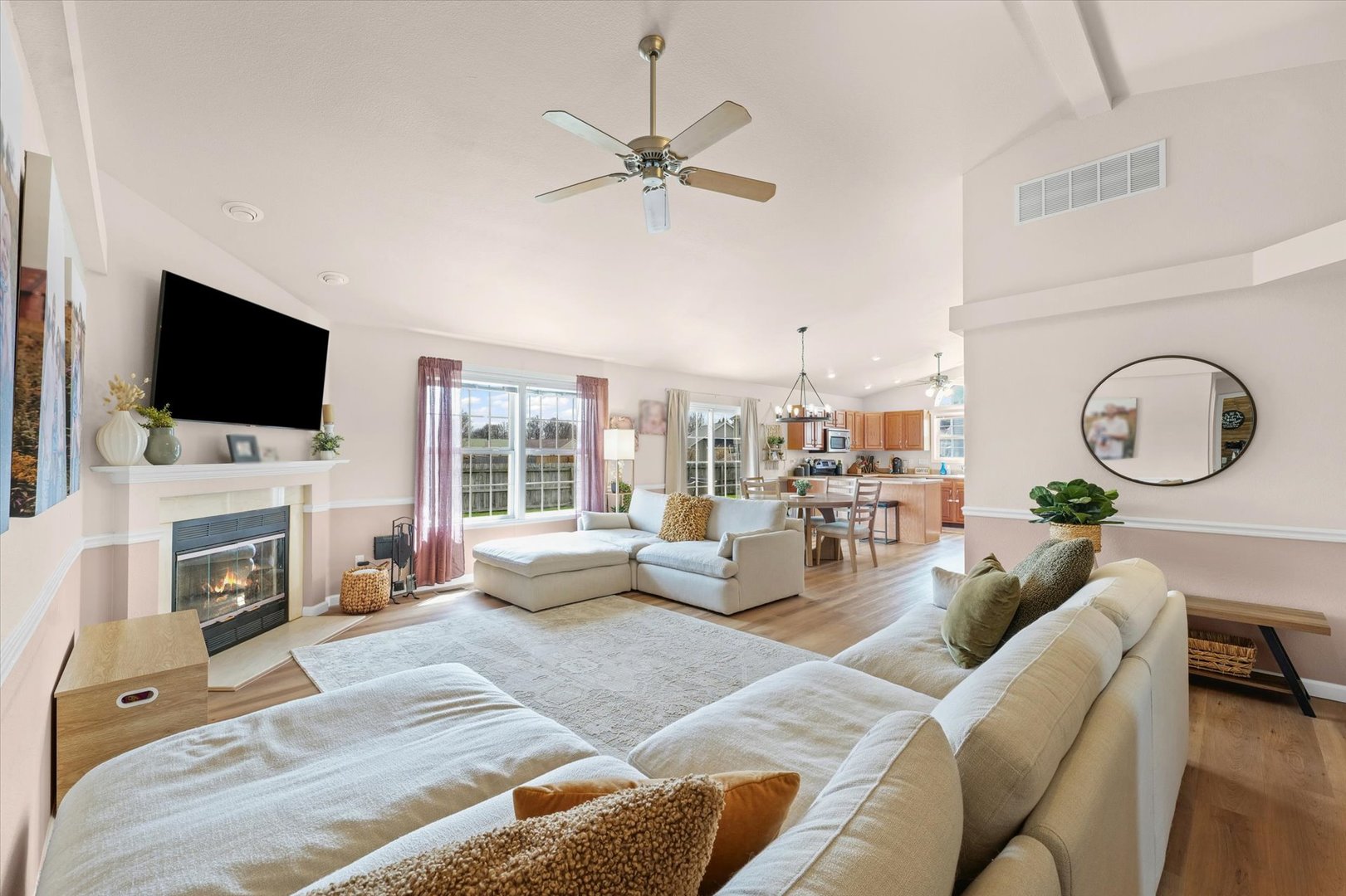 2003 MacIntosh Lane Monticello, IL 61856 - Photo 8 of 31