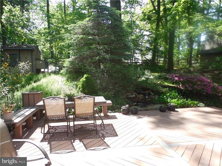 1055 East Sandy Ridge Road Doylestown, PA 18901 - Photo 7 of 24 Gallery Image 7