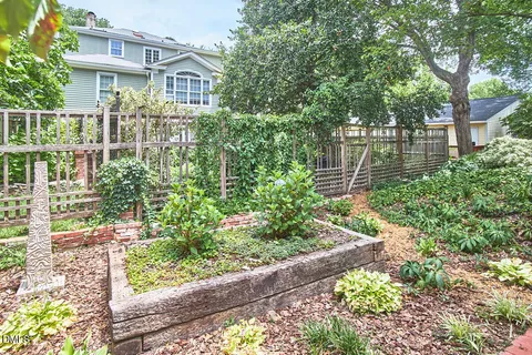 $975,000 | 317 Pell Street, Raleigh, NC 27604