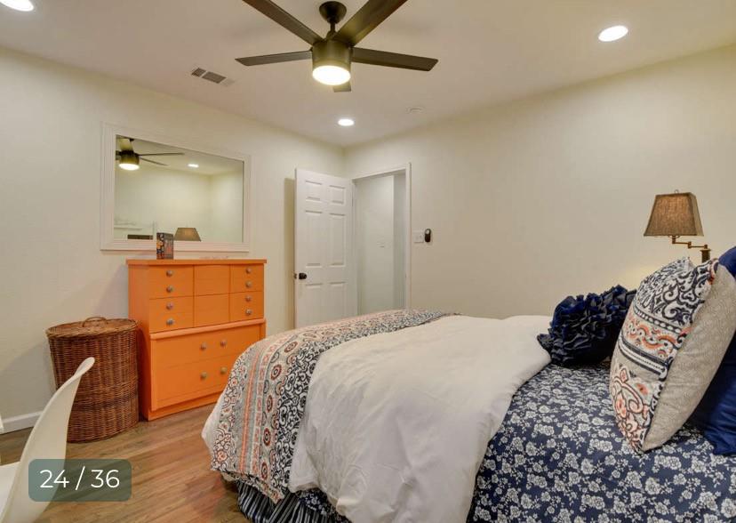 520 West Bluff Street Granbury, TX 76048 - Photo 23 of 34