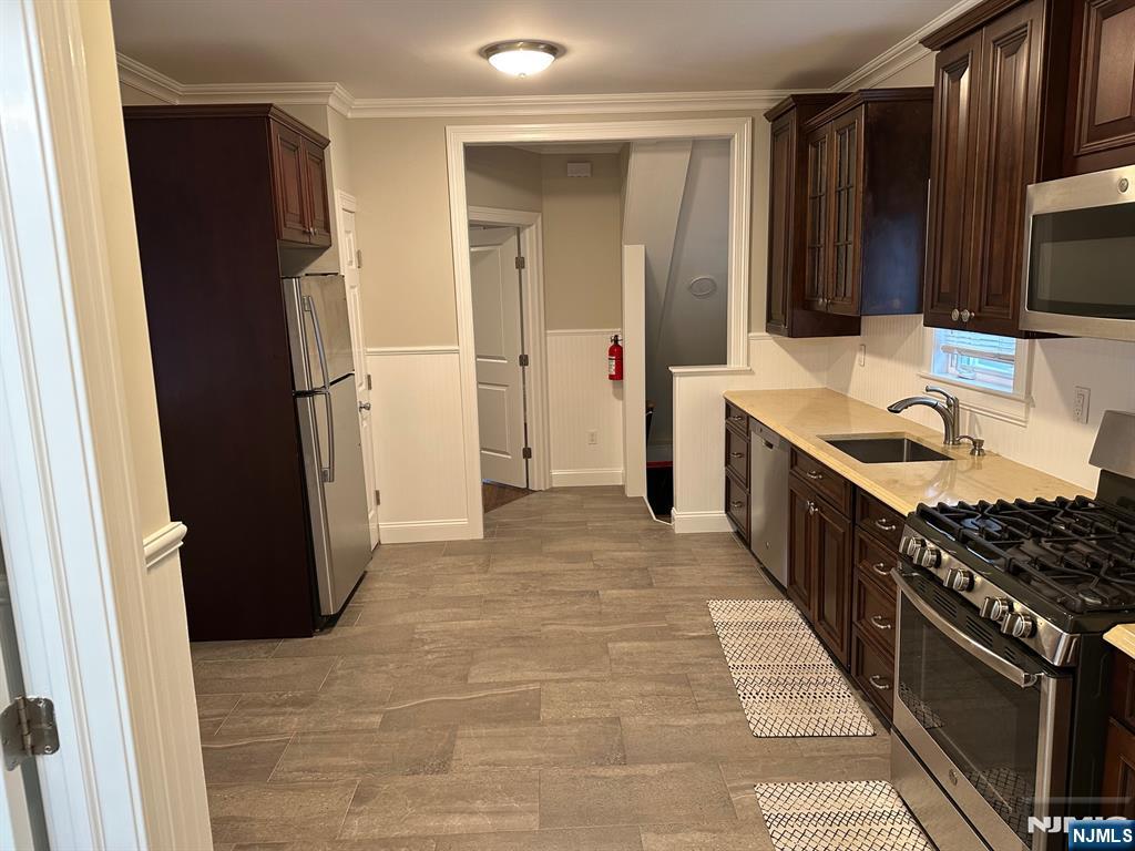 310 Kinderkamack Road, Unit 1 Oradell, NJ 07649 - Photo 5 of 25