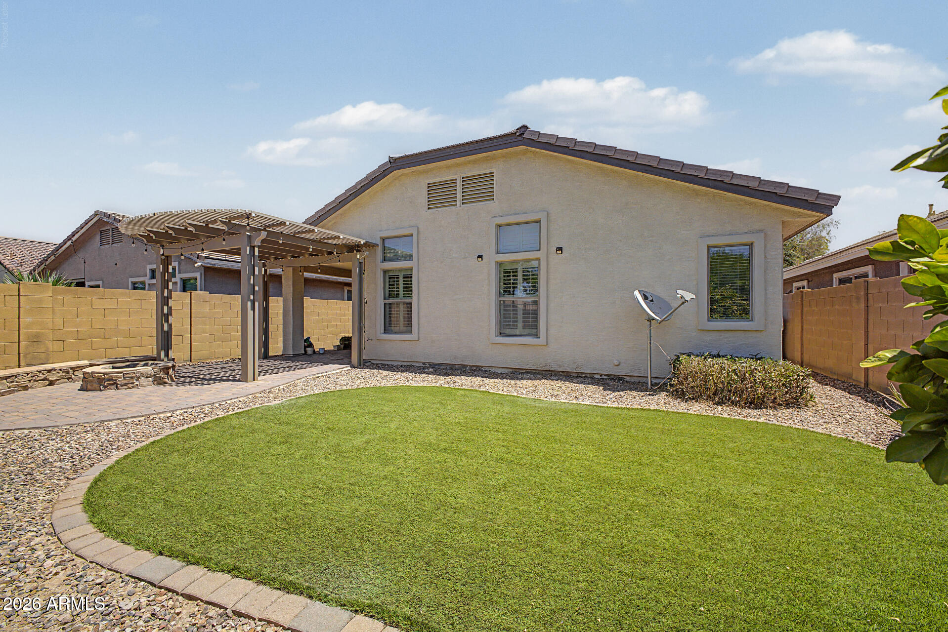 4207 East Sandy Way Gilbert, AZ 85297 - Photo 9 of 33 36 - Sandy