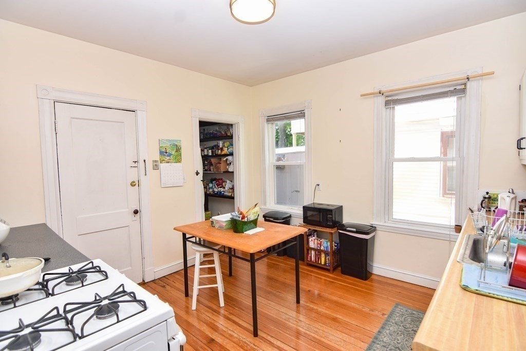 34 Belknap Street Somerville, MA 02144 - Photo 16 of 20