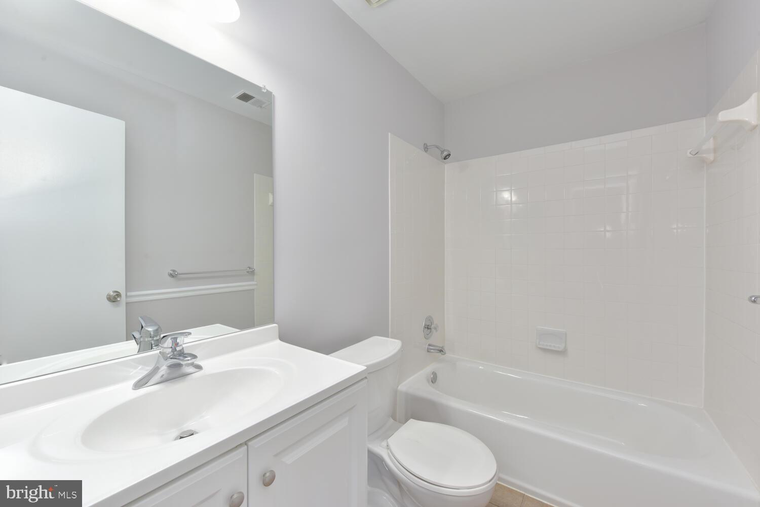 10839 Amherst Avenue, Unit E Silver Spring, MD 20902 - Photo 14 of 34