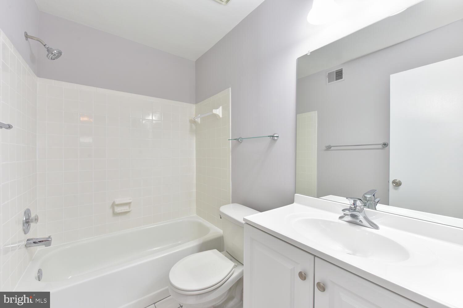 10839 Amherst Avenue, Unit E Silver Spring, MD 20902 - Photo 16 of 34