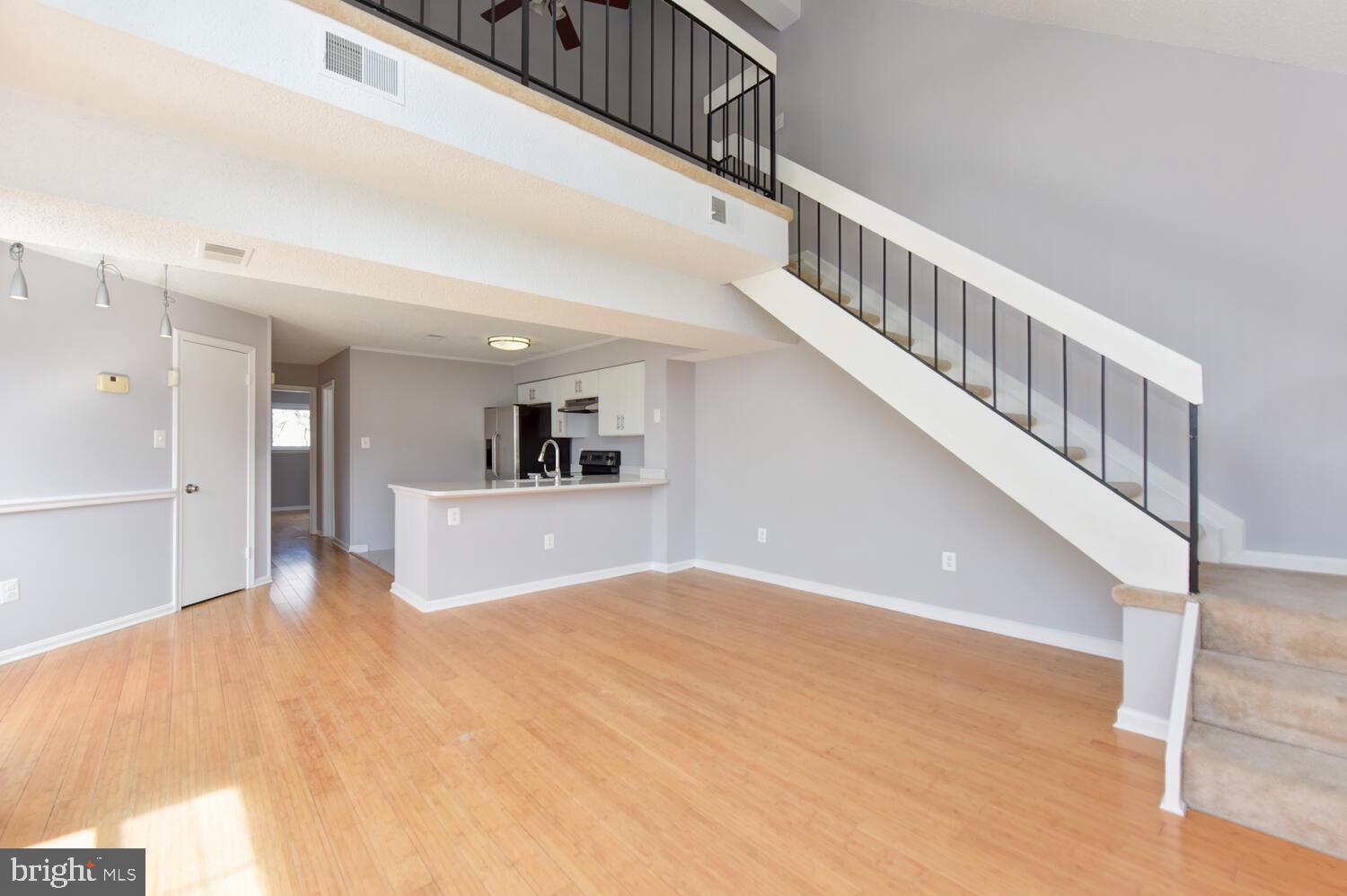 10839 Amherst Avenue, Unit E Silver Spring, MD 20902 - Photo 5 of 34