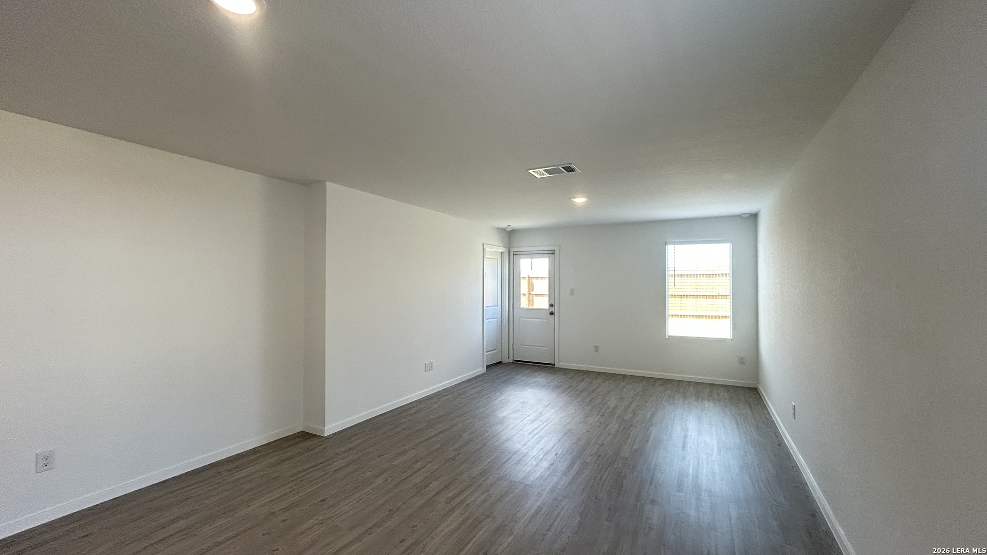 11653 Dog Rose Converse, TX 78109 - Photo 5 of 29