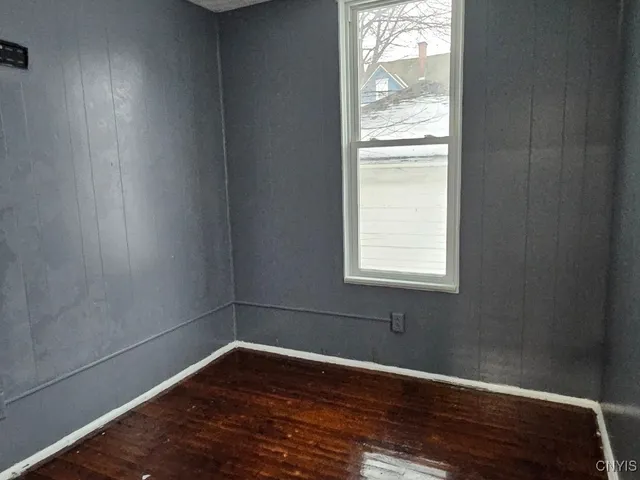 $174,300 | 515 Henry Street, Utica, NY 13502