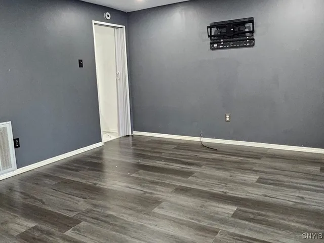 $174,300 | 515 Henry Street, Utica, NY 13502