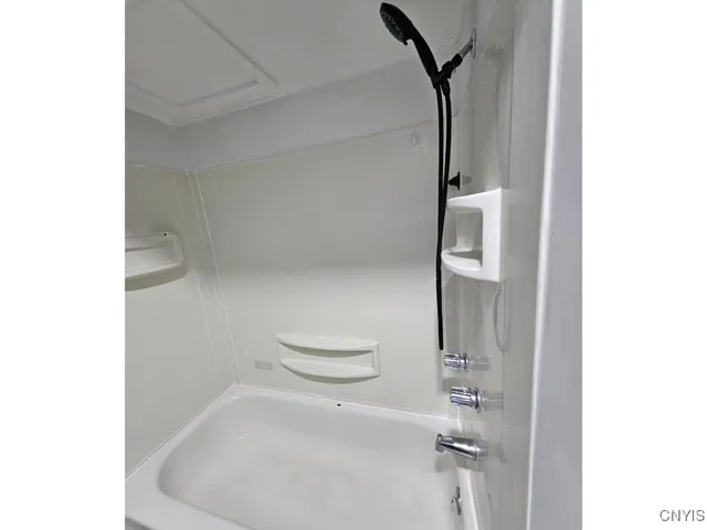 $174,300 | 515 Henry Street, Utica, NY 13502