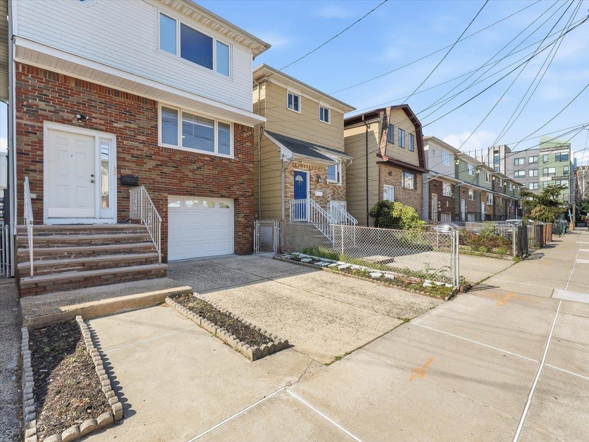 119 Bergen Street, Unit 2 Harrison, NJ 07029 - Photo 28 of 30