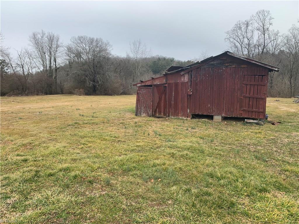 1344 Pipers Gap Road Mount Airy, NC 27030 - Photo 11 of 16 Gallery Image 11