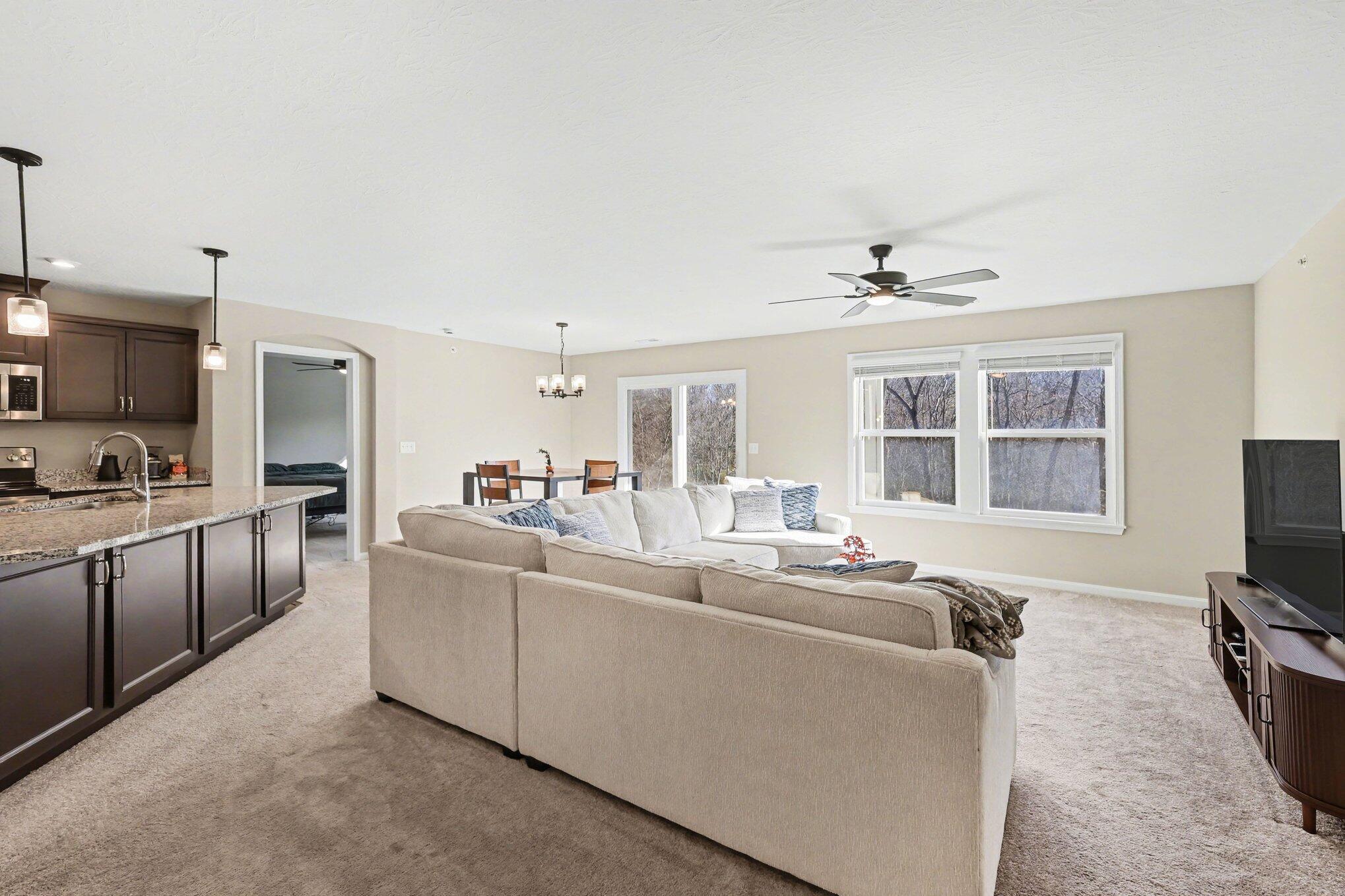 2491 Bella Ridge, Unit 403104 Covington, KY 41011 - Photo 8 of 33