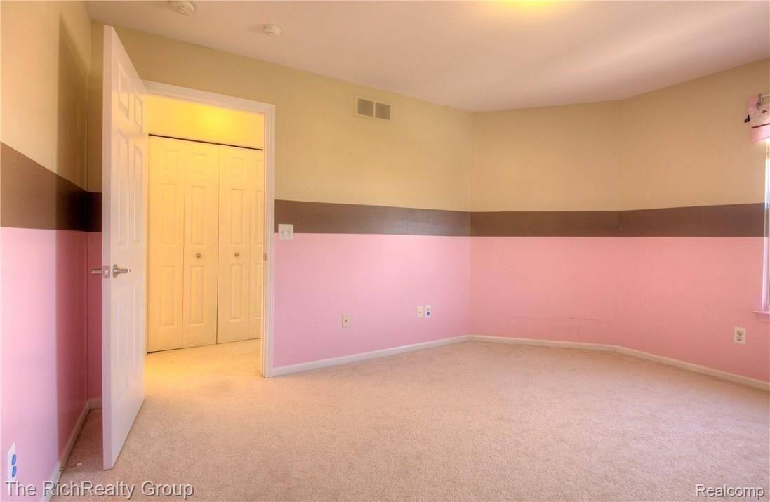 560 Cherry Grove Road Canton, MI 48188 - Photo 62 of 69 60_fb38.jpg