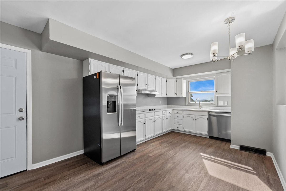 203 Clark Street Monroe Center, IL 61052 - Photo 4 of 21