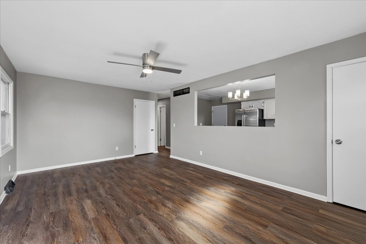 203 Clark Street Monroe Center, IL 61052 - Photo 8 of 21