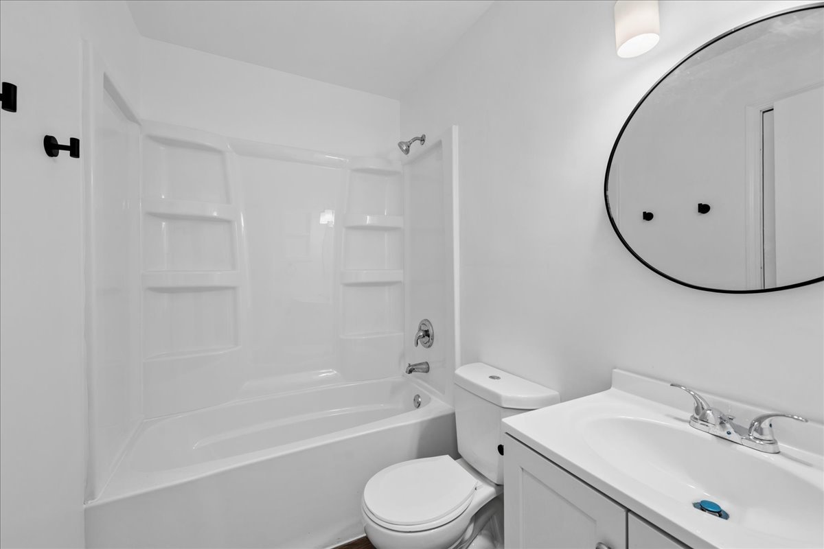 203 Clark Street Monroe Center, IL 61052 - Photo 9 of 21