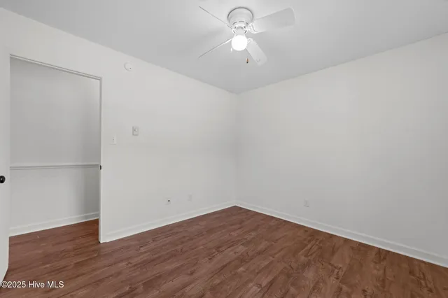 $1,400 | 1425 Birdneck Circle, Greenville, NC 27858