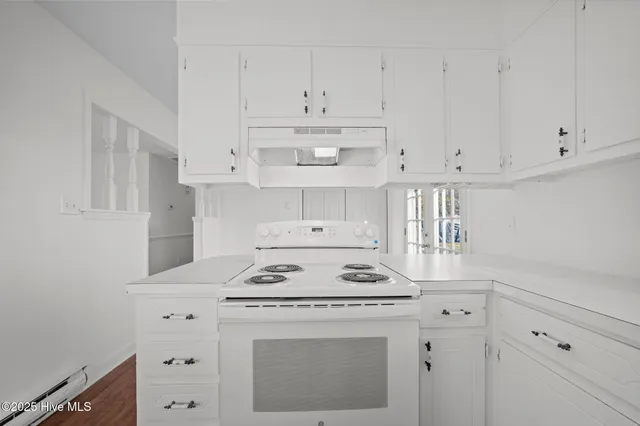 $1,400 | 1425 Birdneck Circle, Greenville, NC 27858