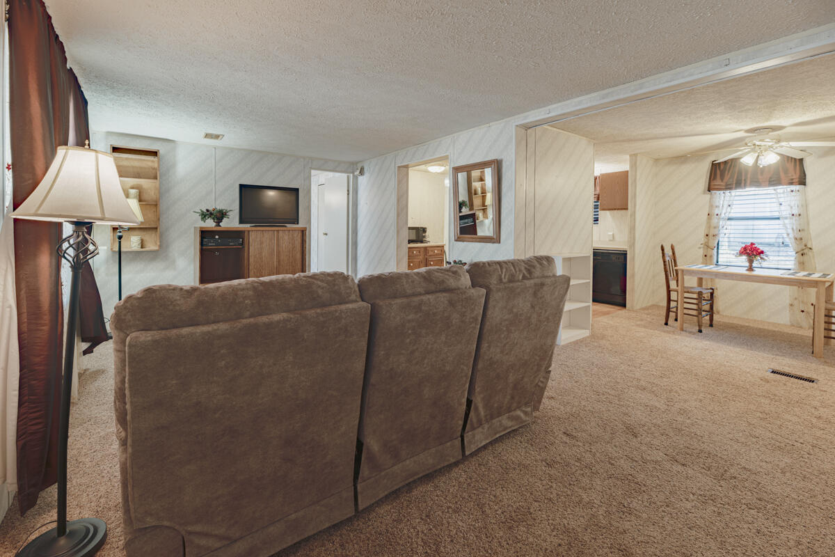 7412 Lakeside Drive Appling, GA 30802 - Photo 7 of 26 7412 Lakeside LivingRoom 3 Web