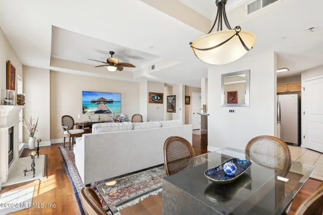 $430,000 | 400 East Bay Street, Unit 1007, Jacksonville, FL 32202