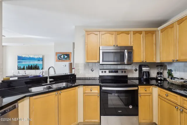 $430,000 | 400 East Bay Street, Unit 1007, Jacksonville, FL 32202