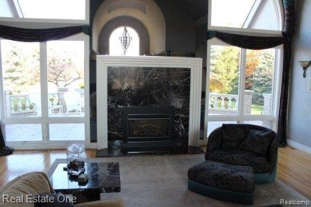 2952 Baytree Court Rochester, MI 48306 - Photo 16 of 25 Granite Fireplace