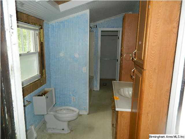 63 Franklin Street Heflin, AL 36264 - Photo 10 of 15