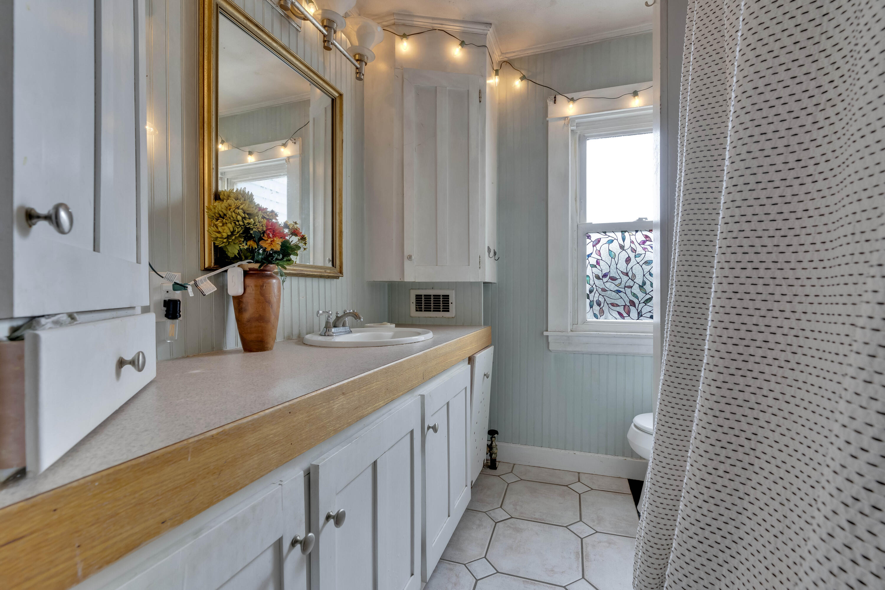22 Bailey Avenue Portland, ME 04103 - Photo 10 of 29 10