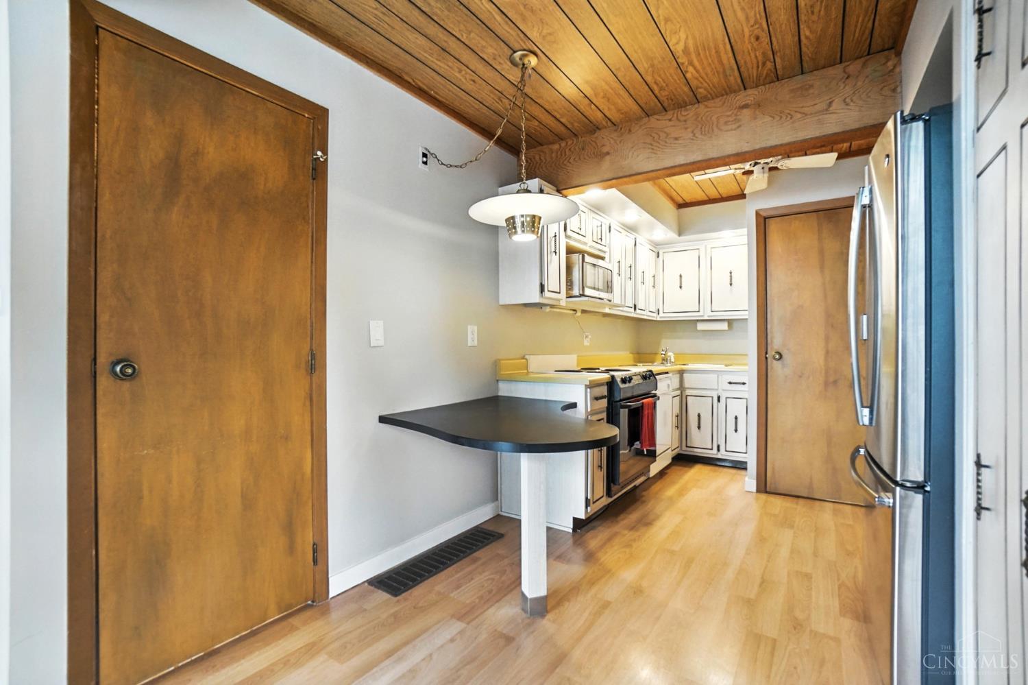 3810 Tower Road Cincinnati, OH 45248 - Photo 15 of 53
