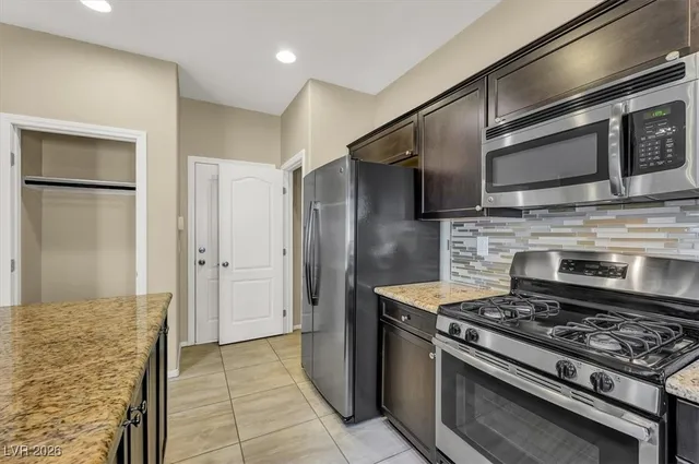 $2,155 | 7922 Blue Lake Peak Street, Las Vegas, NV 89166