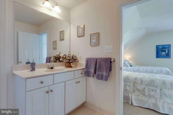 19144 Shelburne Glebe Road Leesburg, VA 20175 - Photo 21 of 30 Bath