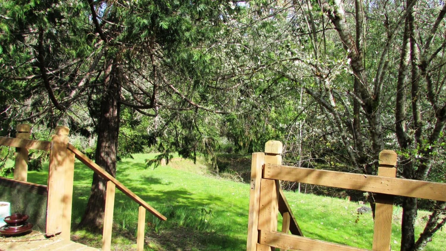 2005 Murphy Creek Road Grants Pass, OR 97527 - Photo 16 of 18 Additional Photo