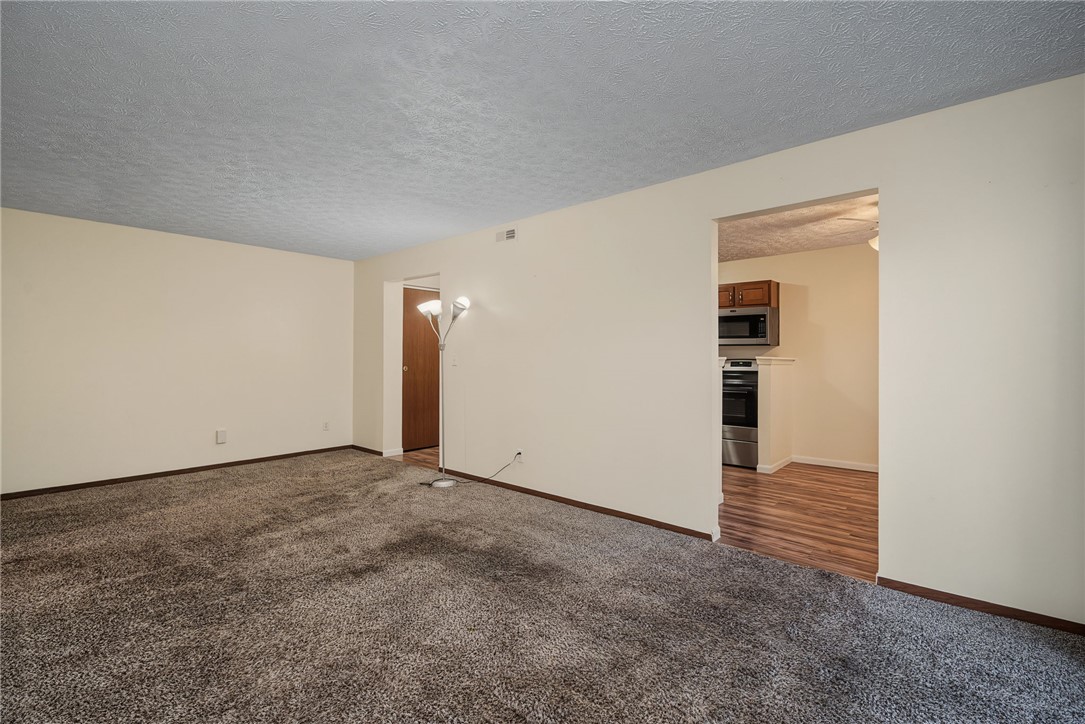 3942 Mack Road, Unit 15 Fairfield, OH 45014 - Photo 9 of 27