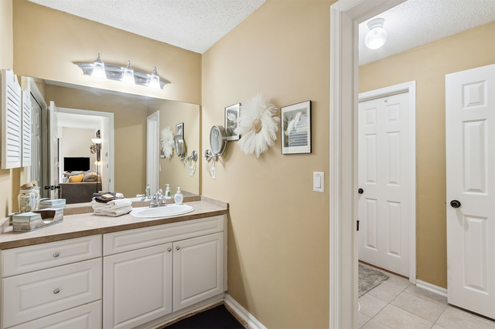2893 Forest Ridge Drive, Unit V3 Fernandina Beach, FL 32034 - Photo 18 of 27 2893 Forest Ridge - Primary Bathroom 1