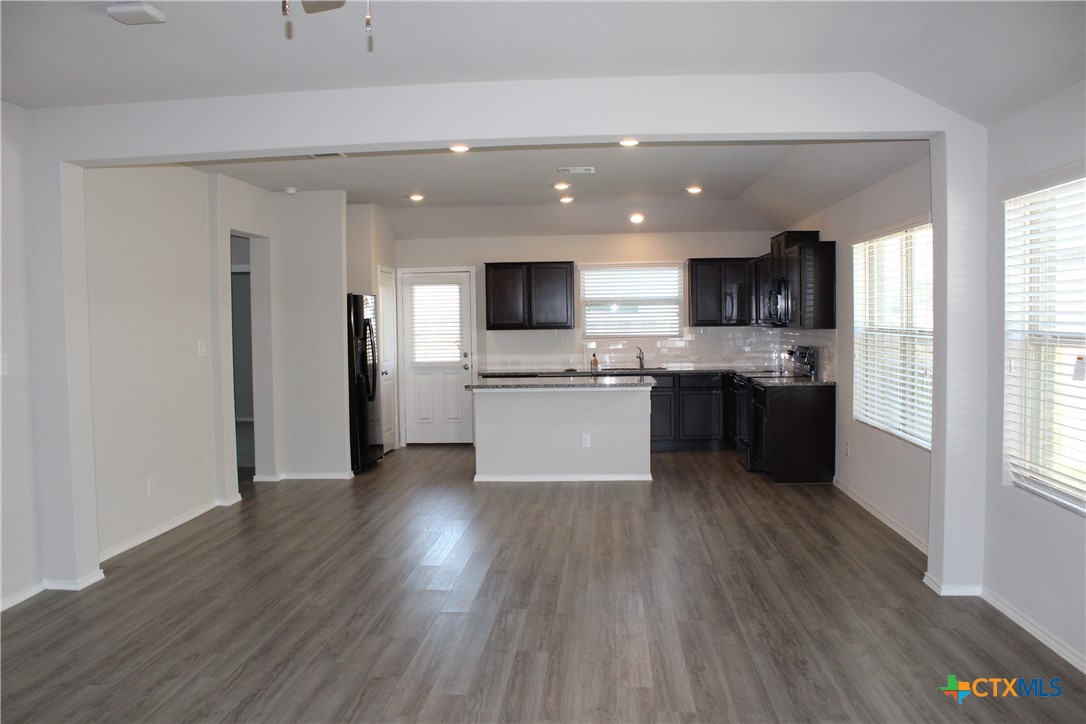 1982 Rising Sun Boulevard New Braunfels, TX 78130 - Photo 4 of 23