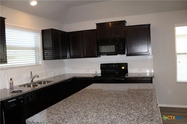 $1,895 | 1982 Rising Sun Boulevard, New Braunfels, TX 78130