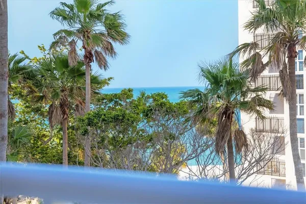 $20,000 | 1300 Benjamin Franklin Drive, Unit 304, Sarasota, FL 34236