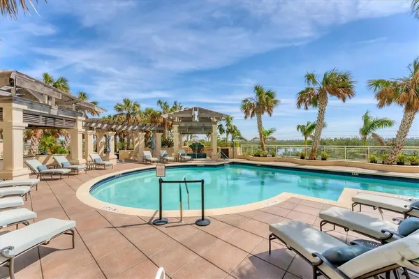 $20,000 | 1300 Benjamin Franklin Drive, Unit 304, Sarasota, FL 34236