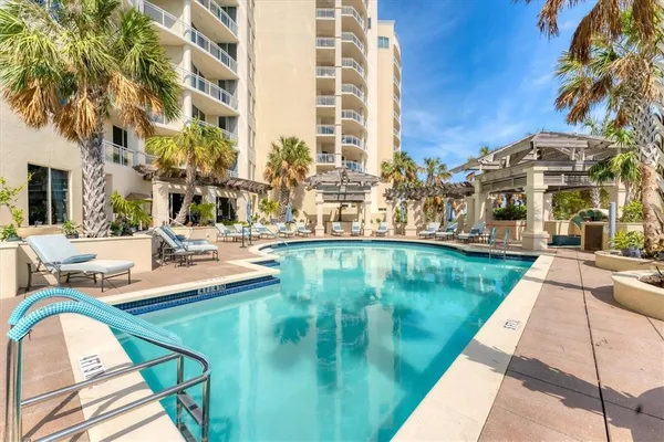 $20,000 | 1300 Benjamin Franklin Drive, Unit 304, Sarasota, FL 34236