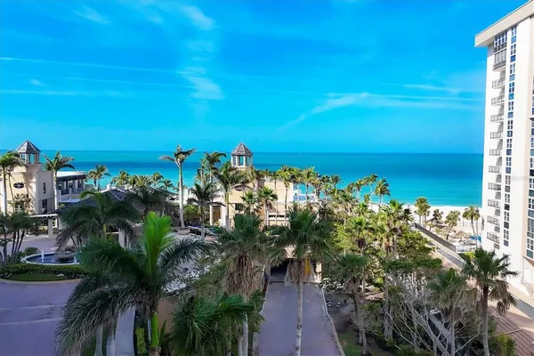 $20,000 | 1300 Benjamin Franklin Drive, Unit 304, Sarasota, FL 34236