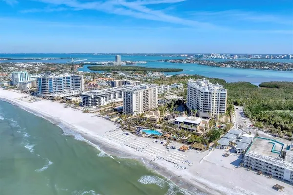 $20,000 | 1300 Benjamin Franklin Drive, Unit 304, Sarasota, FL 34236