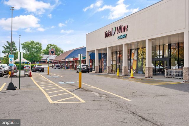 $1,275,000 | 6508 Chesterfield Avenue, McLean, VA 22101