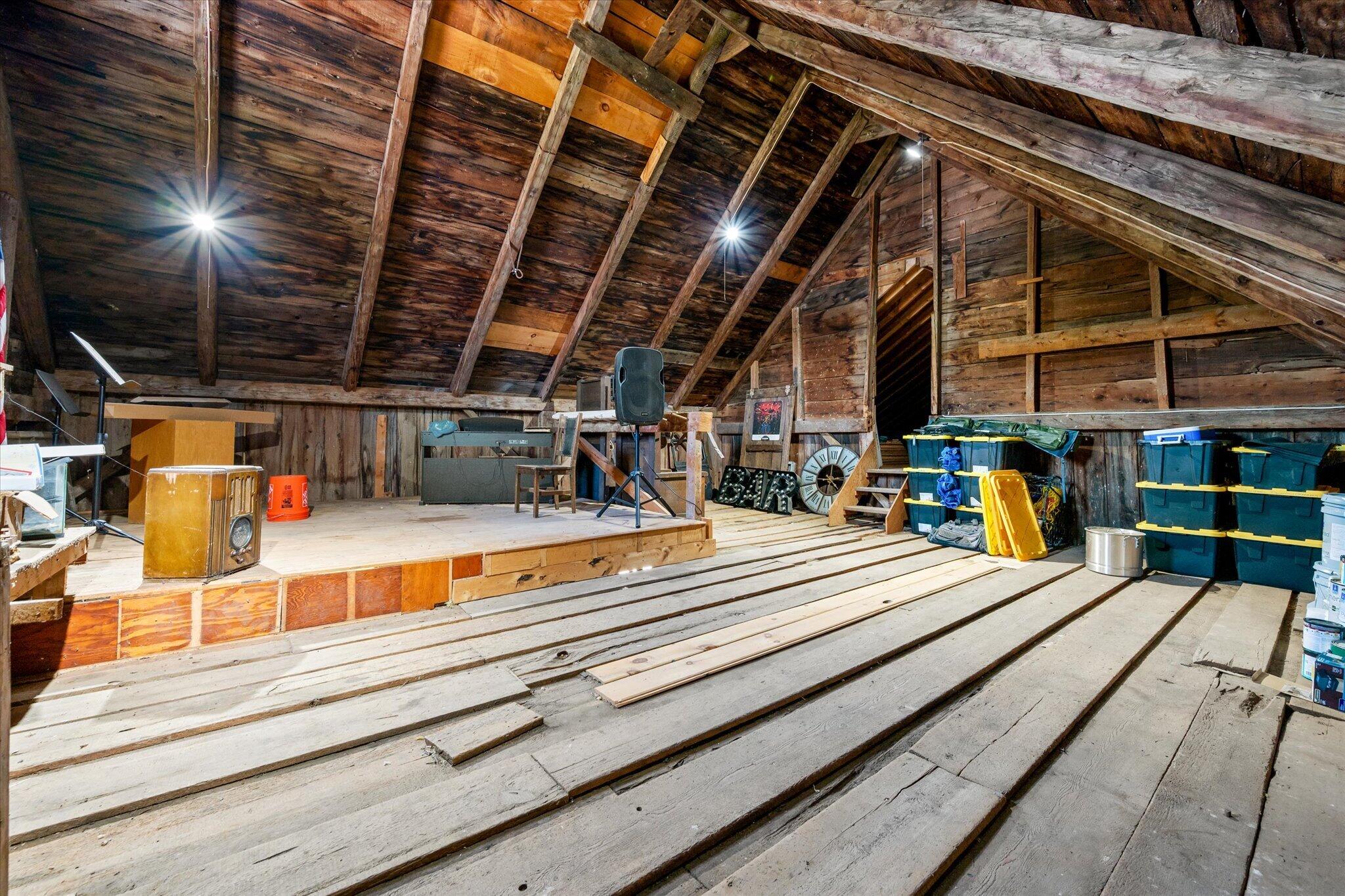 2103 Highway 1 Sullivan, ME 04664 - Photo 40 of 49 Barn